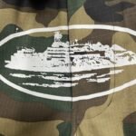 * Cargo Corteiz Guerillaz Woodland Camo