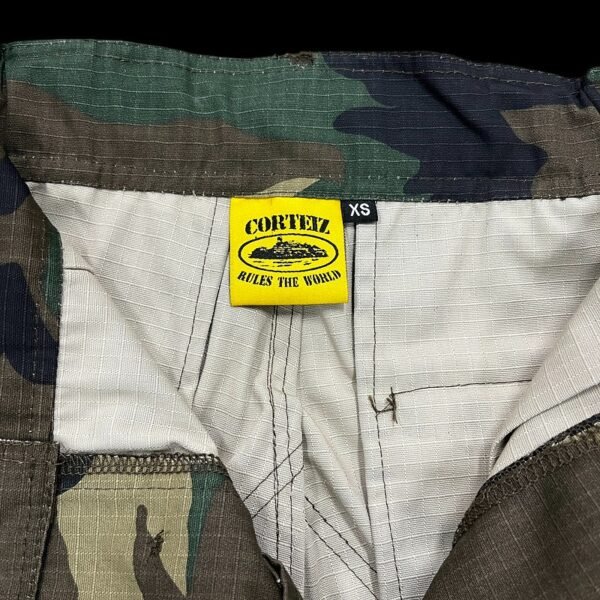 * Cargo Corteiz Guerillaz Woodland Camo
