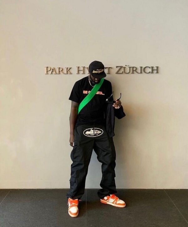 Corteiz Guerillaz Cargo Black Pants